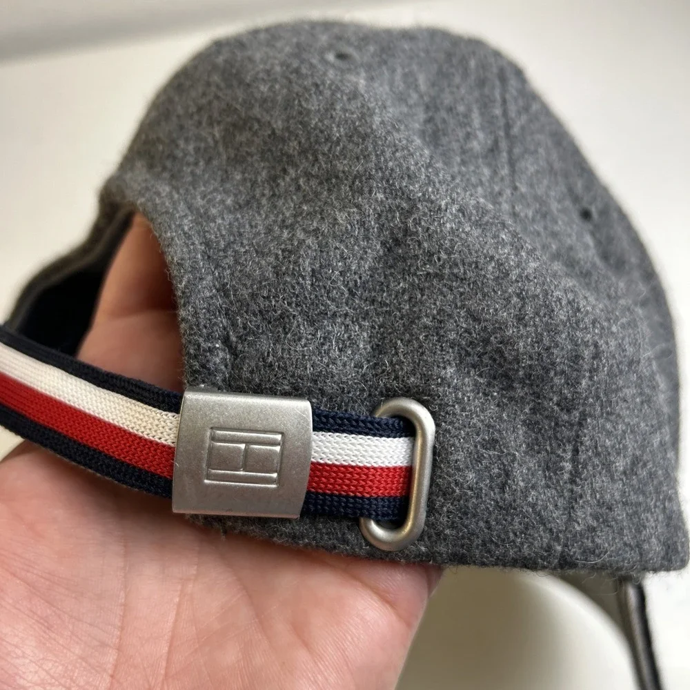 Tommy Hilfiger Adj  Baseball Cap‎ Hat Wool/Acrylic Gray Black OS